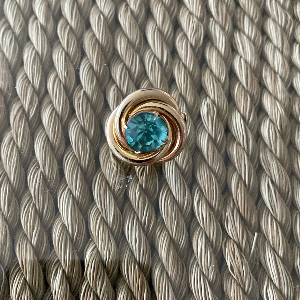 Vintage, signed Coro, blue rhinestone scatter pin.
